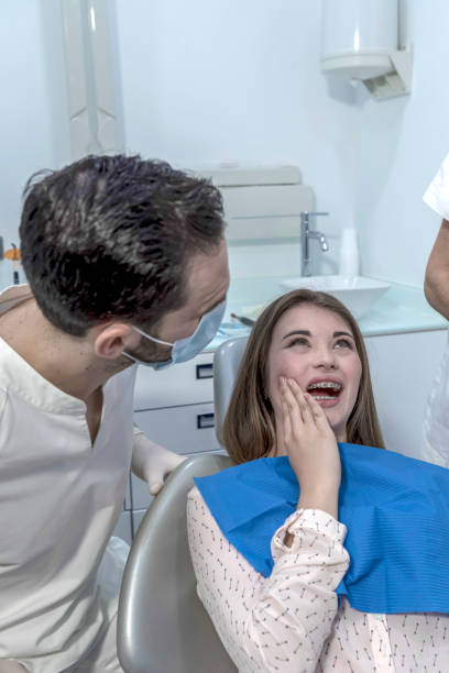 Best Emergency Dentist for Lost Fillings or Crowns in Montura, FL